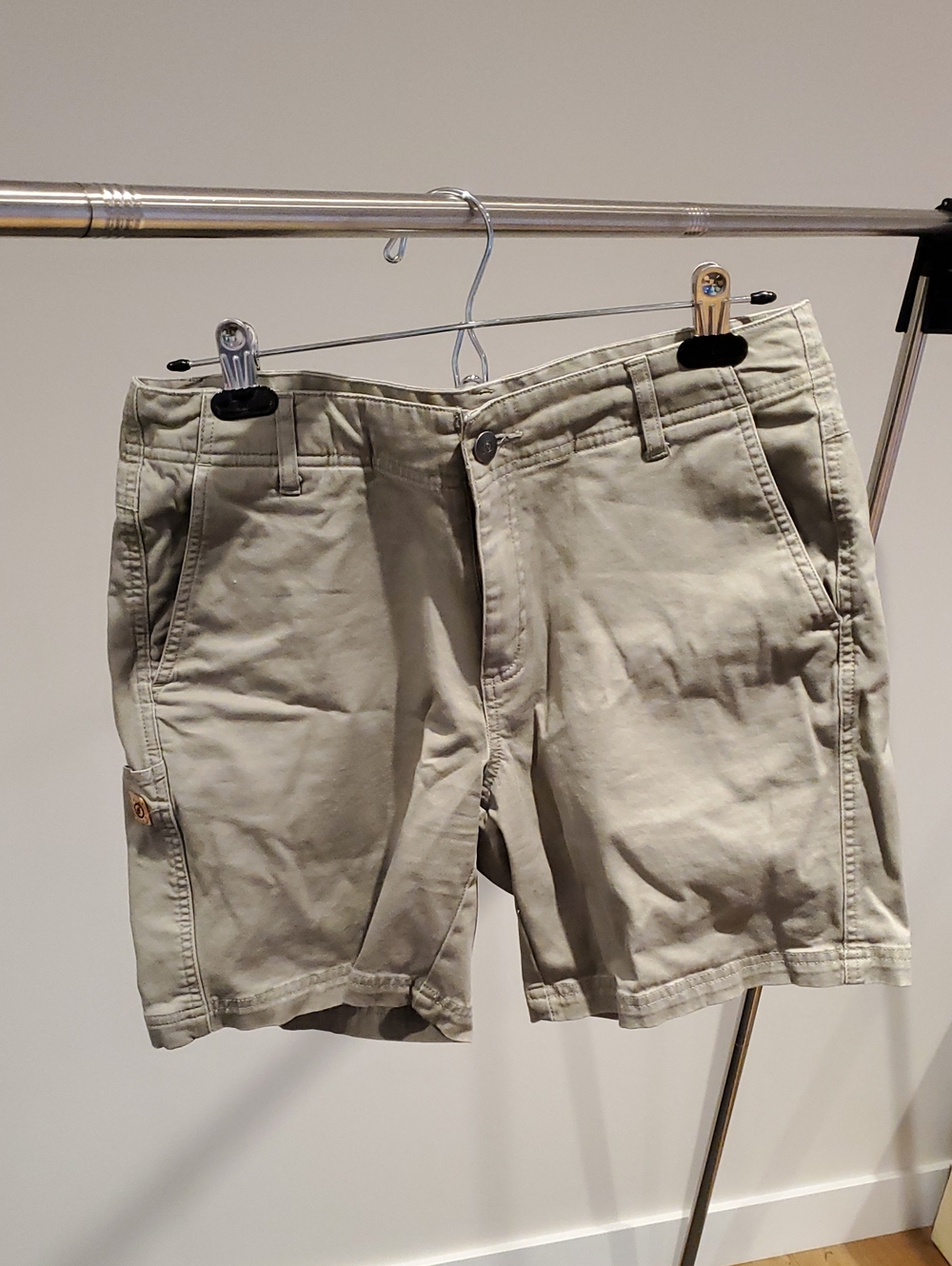 Tentree - Women's Casual Cargo Shorts in Light Khaki